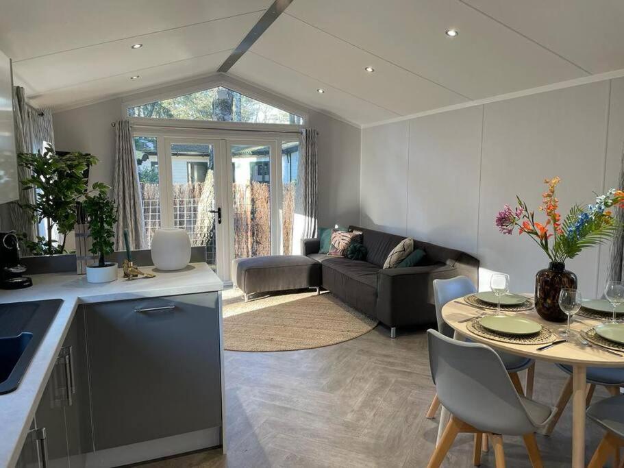 Luxe Chalet Hoenderloo Buitenkant foto